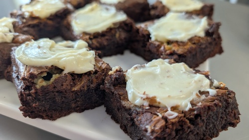 Gallery Image the%20jolly%20browniesw.jpg Gallery Image the%20jolly%20browniesw.jpg