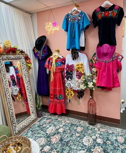 Gallery Image IMG_9960.jpeg