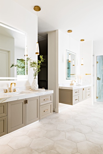 Gallery Image Bathroom-Cabinets-Transitional-Split-Vanity-1920.jpg