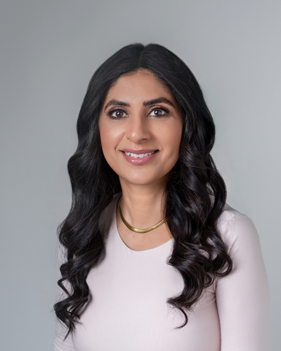 Gallery Image Tinted%20Salt%20-%20Morshedi.%20Alia.png