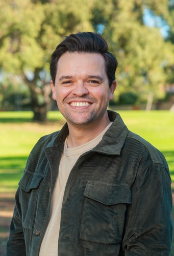 Gallery Image ArcwellInsuranceHeadshots-12-3.jpg