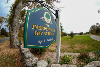 Independent Day School
