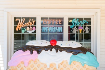 Woody's Coffee and Ice Cream