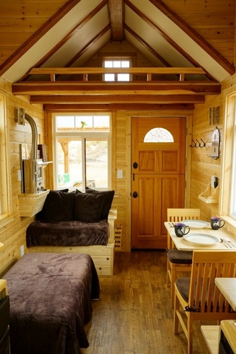 Gallery Image Pine_Interior.jpg