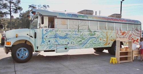 The Brain Bus- Mobile education center and activity center