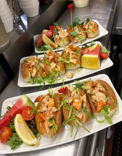 Gallery Image Mini%20lobsterrolls_200526-101859.jpg