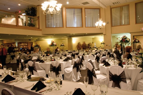 Ballroom - Banquet Style