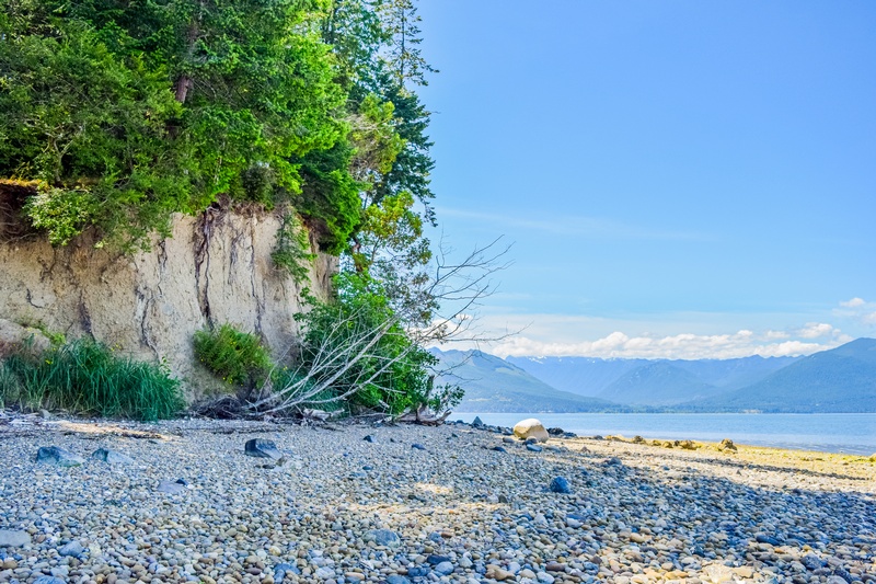 Gallery Image Views%20of%20the%20Shoreline%20and%20Hood%20Canal%20from%20Misery%20Point_180226-121051.jpg