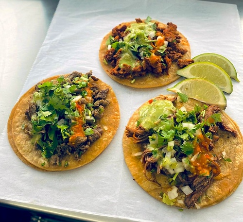 Gallery Image El%20T%20Tacos.jpeg