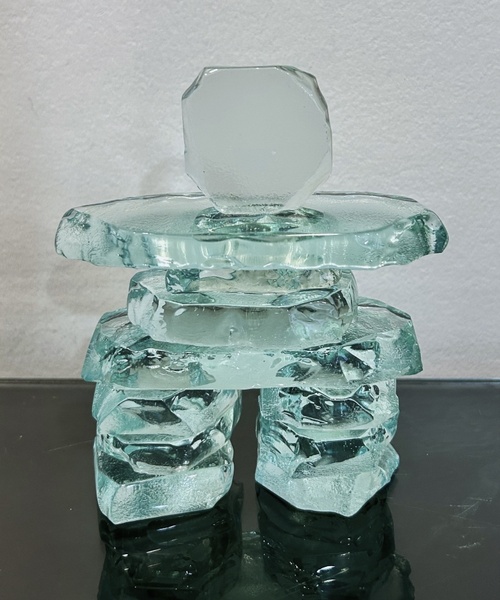 Gallery Image Rick%20Wilton%20-%20Inukshuk%20.Clear%20Fused%20Glass.%204.5inTall%20%20.jpg