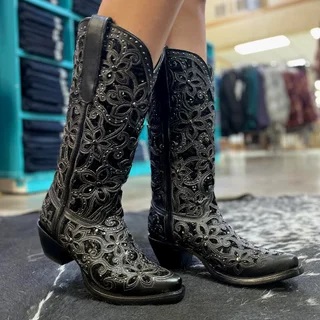 Gallery Image APOS%20BOOTS.jpg Gallery Image APOS%20BOOTS.jpg