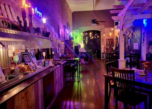 Gallery Image Garden%20Lounge%202.jpg Gallery Image Garden%20Lounge%202.jpg