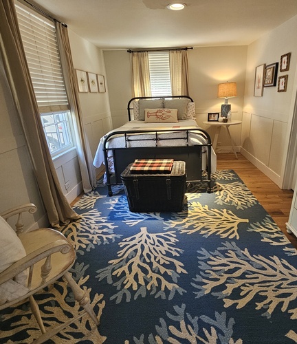 Gallery Image Intentional%20guest.jpg