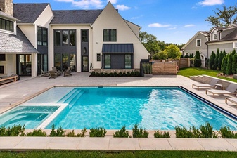 Waters Edge Pool Service LLC 