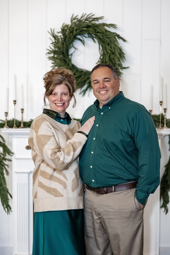 Gallery Image dainty%20threads%20hubby%20and%20wife.jpg