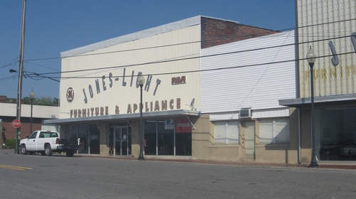 Gallery Image jones%20light%20picture%202.jpg