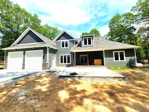 Gallery Image essary%20const.jpg