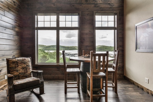Gallery Image Chalets-%20lakeview.jpg Gallery Image Chalets-%20lakeview.jpg