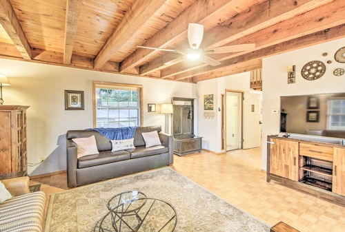Gallery Image OMV%20living%20area.jpg Gallery Image OMV%20living%20area.jpg
