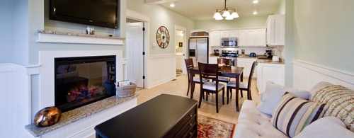 Gallery Image dinin.jpg Gallery Image dinin.jpg