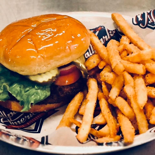Gallery Image Sho%20Me%20Burger.jpg