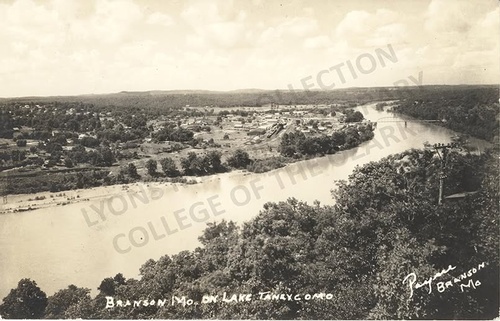 Gallery Image Hillcrofters%20taneycomo.jpg