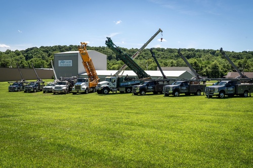 Gallery Image Lefty's%20Trucks.jpg