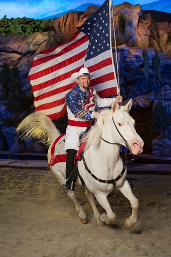 Gallery Image Flag%20Horse_200125-122643.jpg