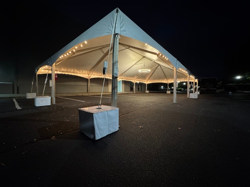 30X60 Future-trac Tent, w/lighting