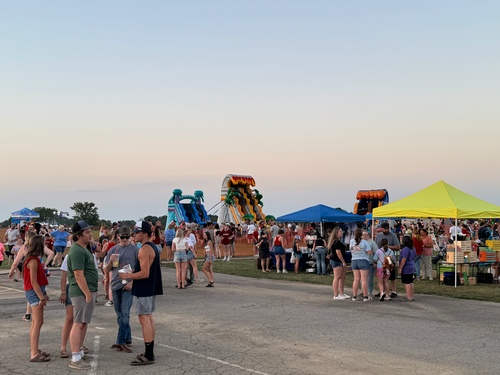 Gallery Image fireworks%20over%20paris%202024%201.jpg