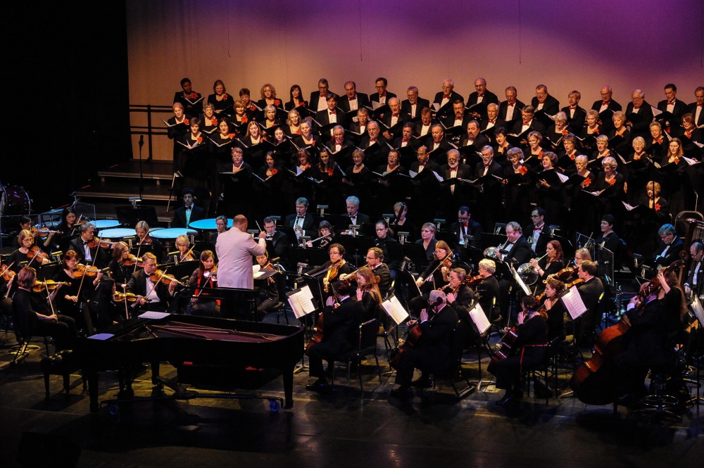 Gallery Image Full-Orchestra-with-choir.jpg