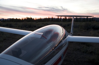 Gallery Image glider-and-skyline.jpg