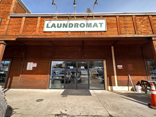 Gallery Image Truckee%20Laundry.jpg