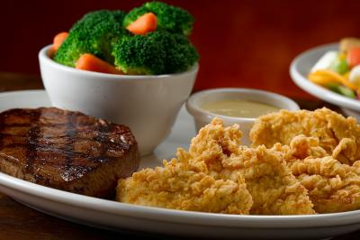 Gallery Image chicken-critters-and-sirloin-6oz.jpg