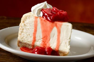 Gallery Image strawberry-cheesecake.jpg