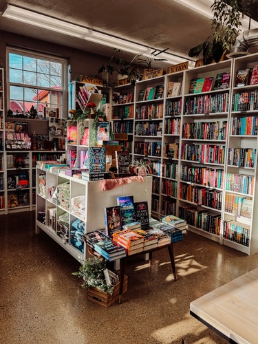 Gallery Image midnight-readers-storefront-interior_070426-094033.jpg