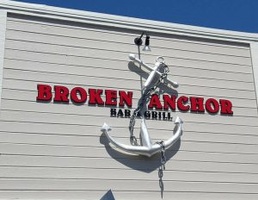 Broken Anchor Bar & Grill
