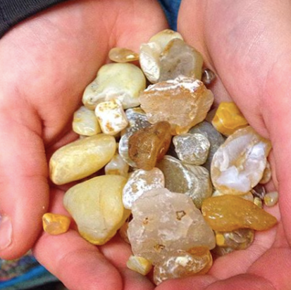 Gallery Image agates.png