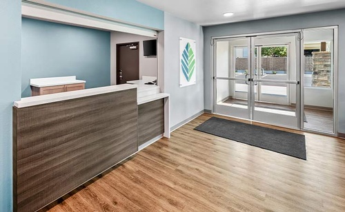 Gallery Image WOODSPRING-SUITES-SANTEE-EXTENDED-STAY-HOTEL-LOBBY-FRONT-DESK-738X456.jpg