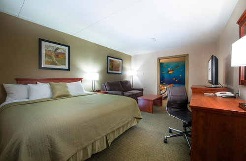 Guest Room Guest Room