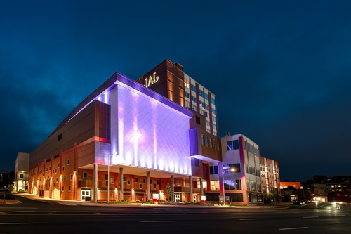 Gallery Image Jag%20at%20night%202.jpg