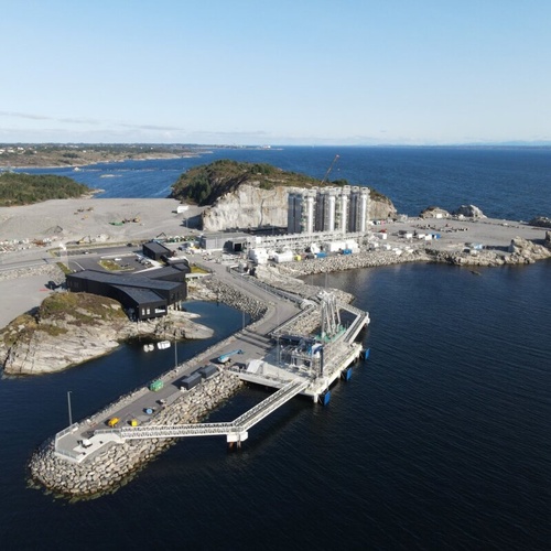 Gallery Image for%20aker.jpg