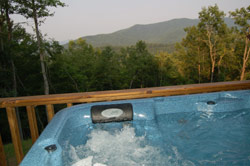 Hot tub and Mountain views