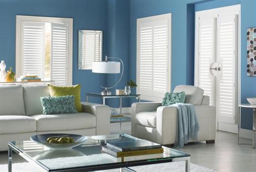 Composite blinds withstand harsh sunlight and are great in rooms that get extra sun exposure.  Energy saving composite blinds actually help reduce heat from harmful UV rays for better temperature control!