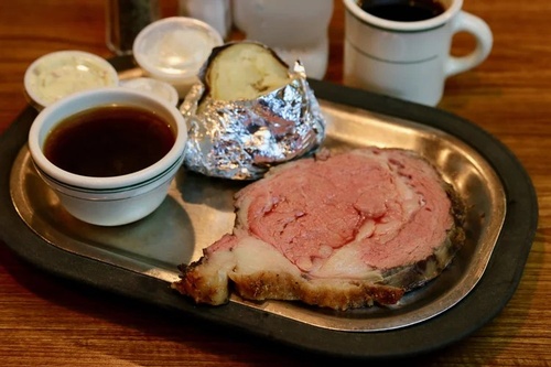 Gallery Image IMG_1030.jpg