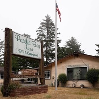 Pacific Bay Motel, RV And Campground