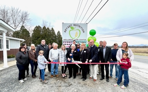 Ribbon cutting for new member, Bryant Nutrition