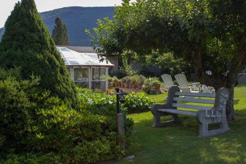 Gallery Image Genelle%20House%20BandB-3.jpg Gallery Image Genelle%20House%20BandB-3.jpg