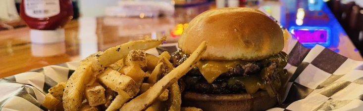 The Camphouse Burger Bar - Waveland