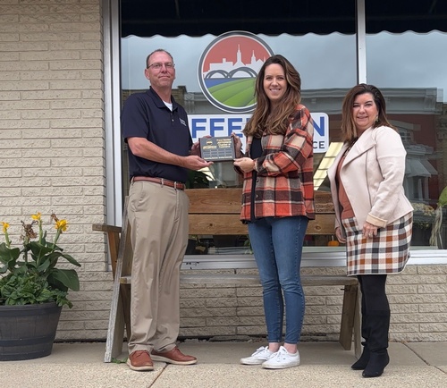 The Jefferson Area Chamber of Commerce welcomes Empress Nails to the Chamber with a ribbon cutting.